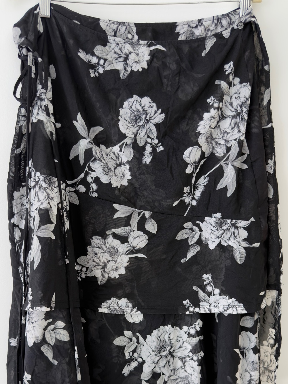 White House Black Market Floral Wrap Skirt with White Rose Print - Size XL